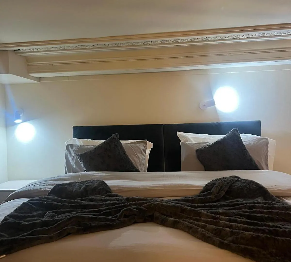 1 Bed In The Heart Of Leeds Apartment  Leeds (West Yorkshire)